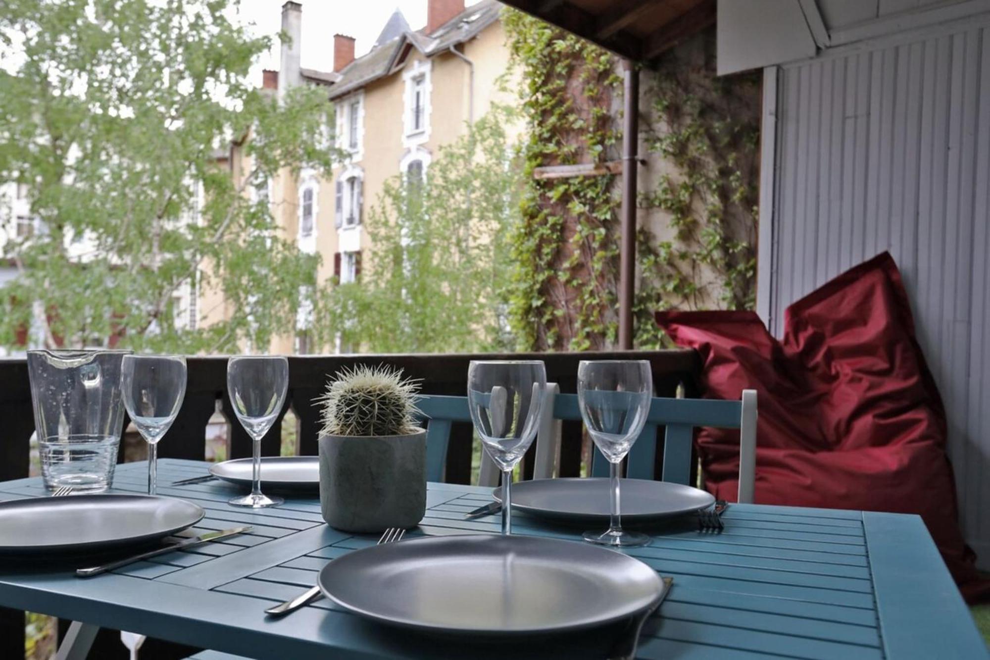 55 M2 Apart With Big Terrace In Annecy Downtown Esterno foto
